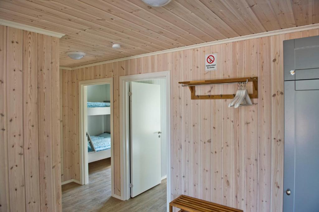 Kinsarvik Camping Hotel Екстериор снимка